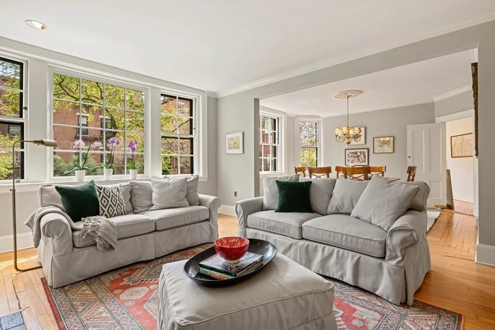 Unit for sale at 8 W Hill Pl, Boston, MA 02114