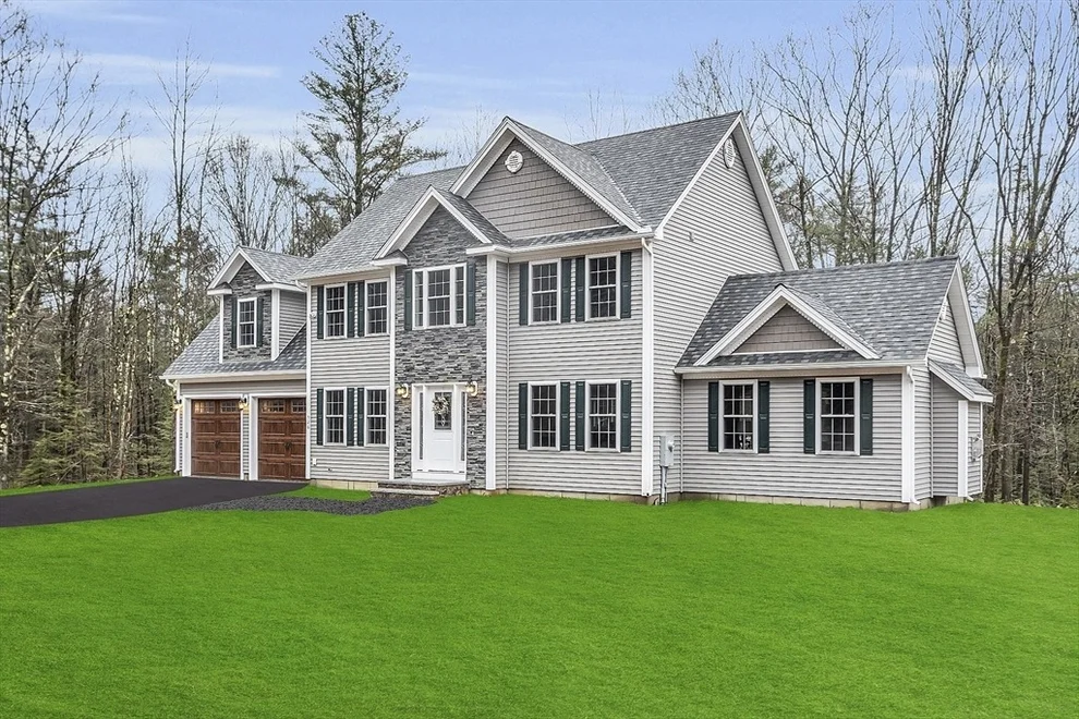 Unit for sale at 236 Davis Rd, Westminster, MA 01473