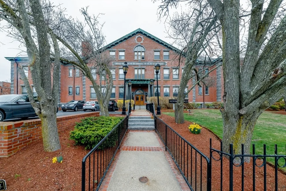 Unit for sale at 94 Newbury Ave, Quincy, MA 02171