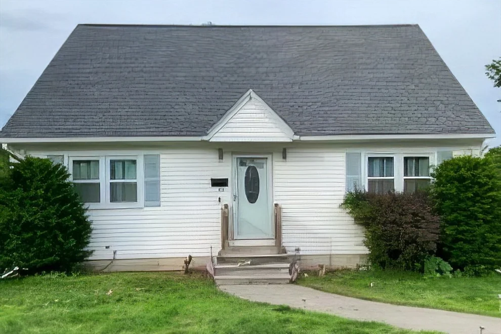 Unit for sale at 80 Swan Ave, Methuen, MA 01844