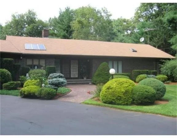 Unit for sale at 19 Timberhill Lane, Lynnfield, MA 01940
