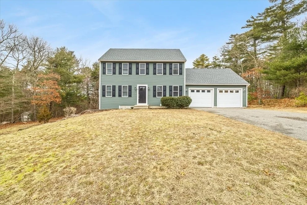 Unit for sale at 18 Heather Hill Rd, Bourne, MA 02532