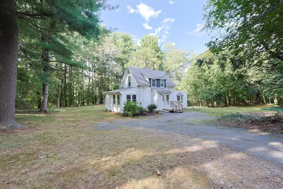 Unit for sale at 406 West St., Wrentham, MA 02093