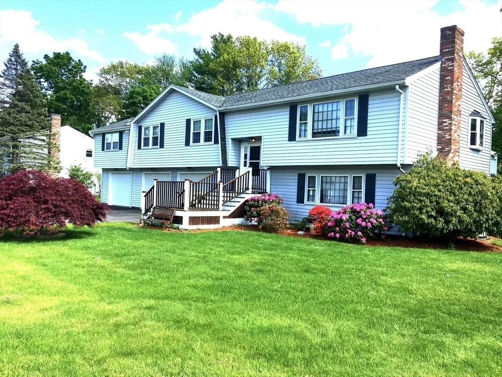 Unit for sale at 30 Burning Tree Rd, Natick, MA 01760