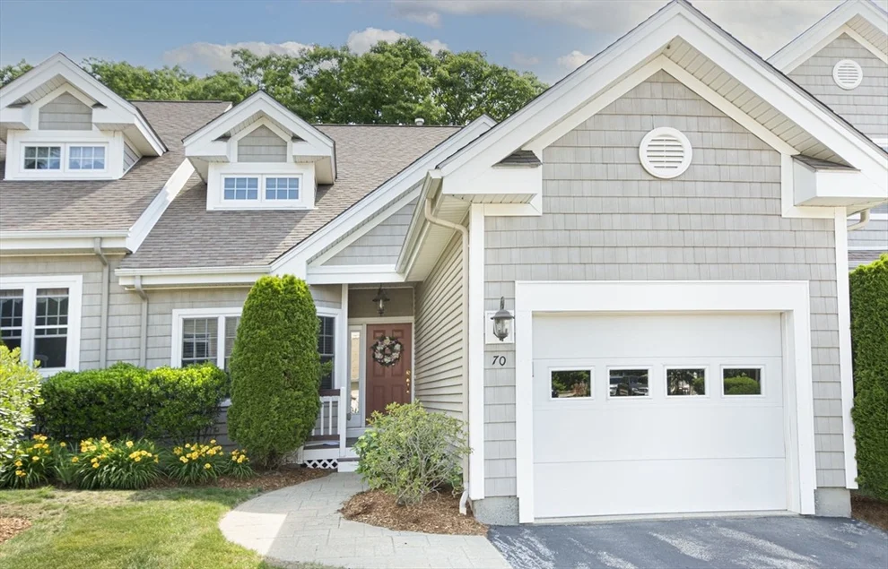 Unit for sale at 70 Lincoln Ln, Grafton, MA 01536