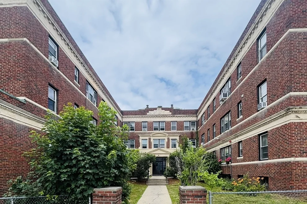 Unit for sale at 8 Walnut St, Everett, MA 02149
