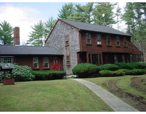 Unit for sale at 1070 Franklin St., Duxbury, MA 02332
