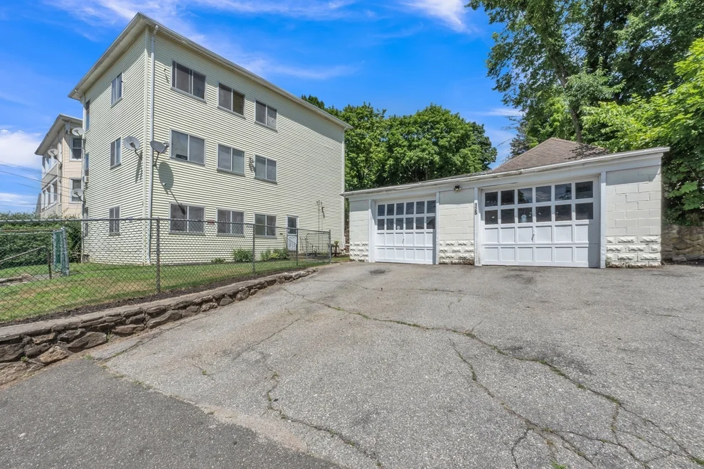 Unit for sale at 125 Cross St, Southbridge, MA 01550