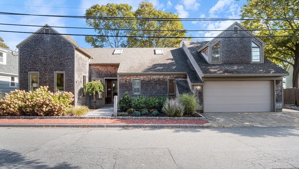 Unit for sale at 33 Union St, Newburyport, MA 01950