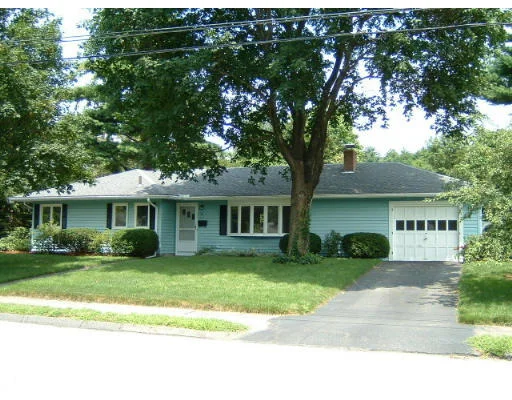 Unit for sale at 8 Elwin Rd, Natick, MA 01760