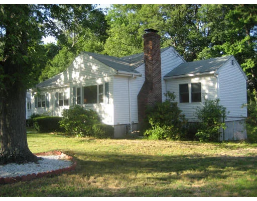 Unit for sale at 923 Main St, Reading, MA 01867