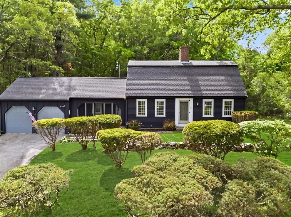 Unit for sale at 41 Pike St, Tewksbury, MA 01876