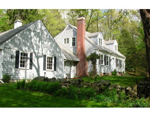 Unit for sale at 98 Hunting Lane, Sherborn, MA 01770
