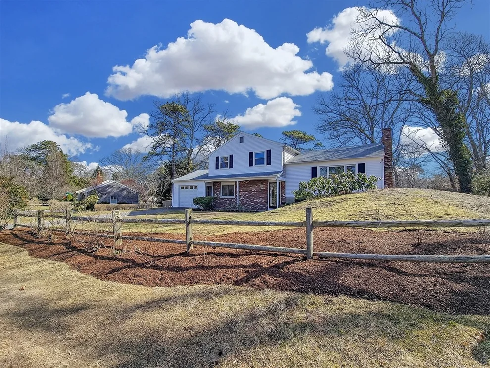 Unit for sale at 11 Great Oak Rd, Brewster, MA 02631