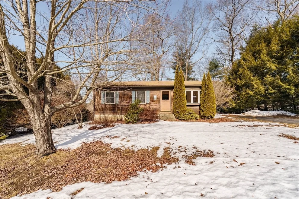 Unit for sale at 70 Overlook Dr, Northampton, MA 01062