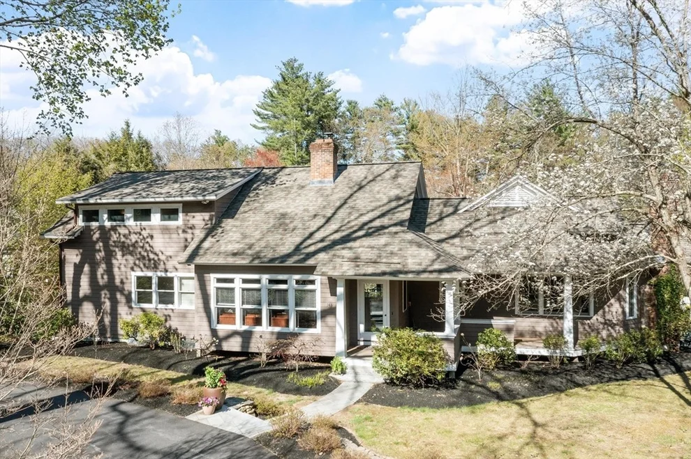 Unit for sale at 343 Holden Wood Rd, Concord, MA 01742