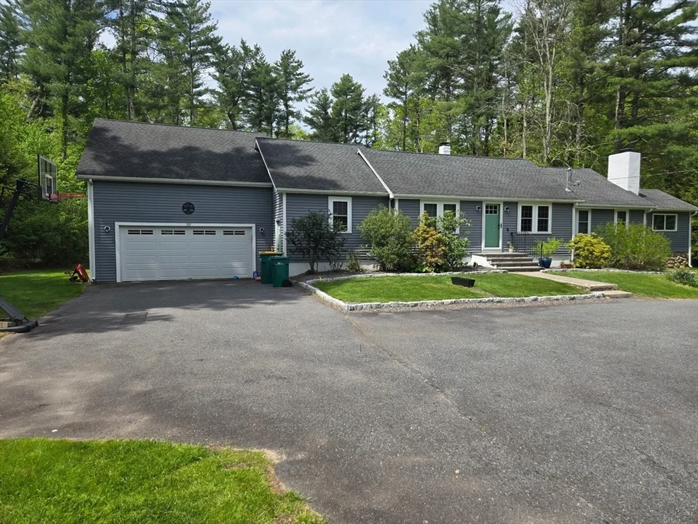 Unit for sale at 331 Bay Rd, Easton, MA 02356