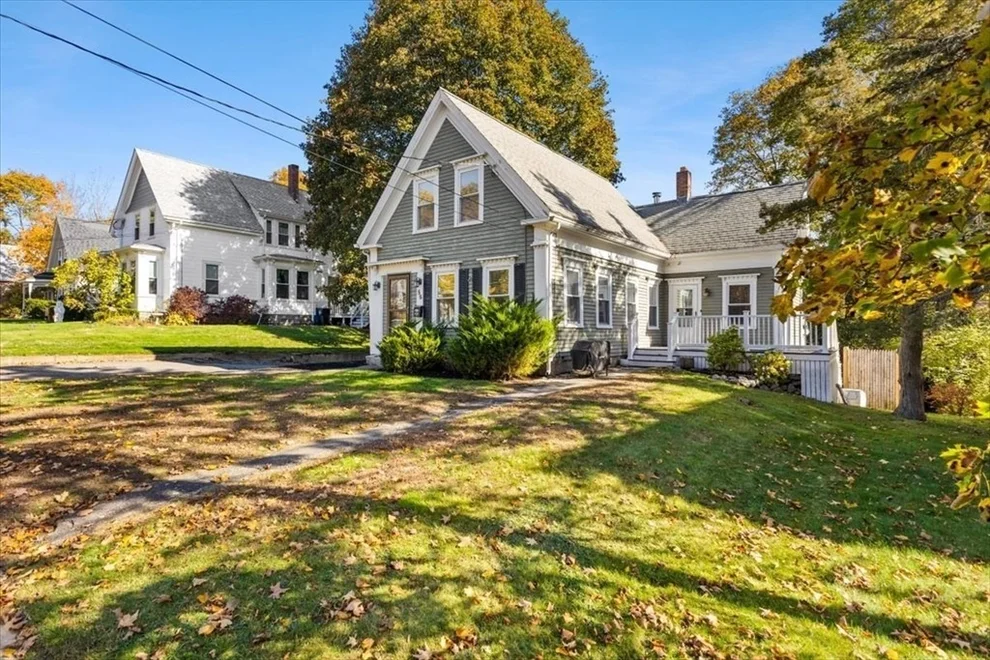 Unit for sale at 55 Beulah St, Whitman, MA 02382