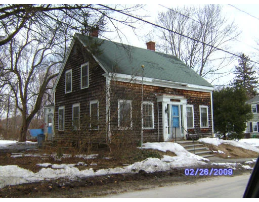 Unit for sale at 19 School St, Georgetown, MA 01833