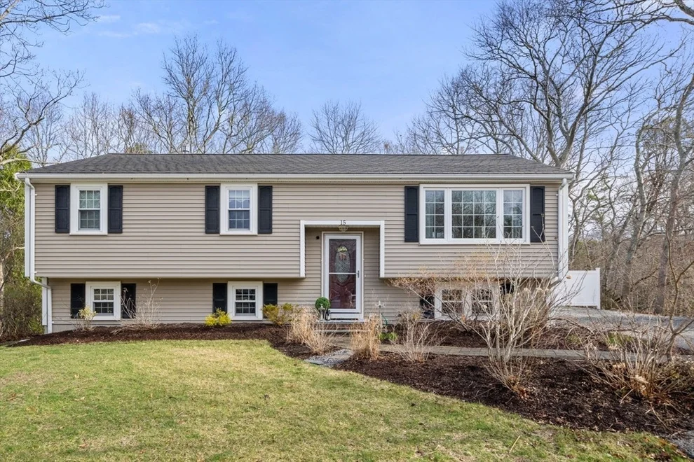 Unit for sale at 15 Corvette Dr, Plymouth, MA 02360