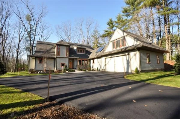 Unit for sale at 31 Conant Road, Lincoln, MA 01773
