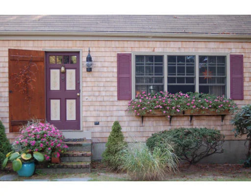 Unit for sale at 9 Stagecoach Circle, Plymouth, MA 02360