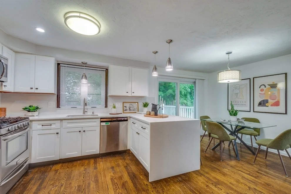 Unit for sale at 1301 Irving, Randolph, MA 02368