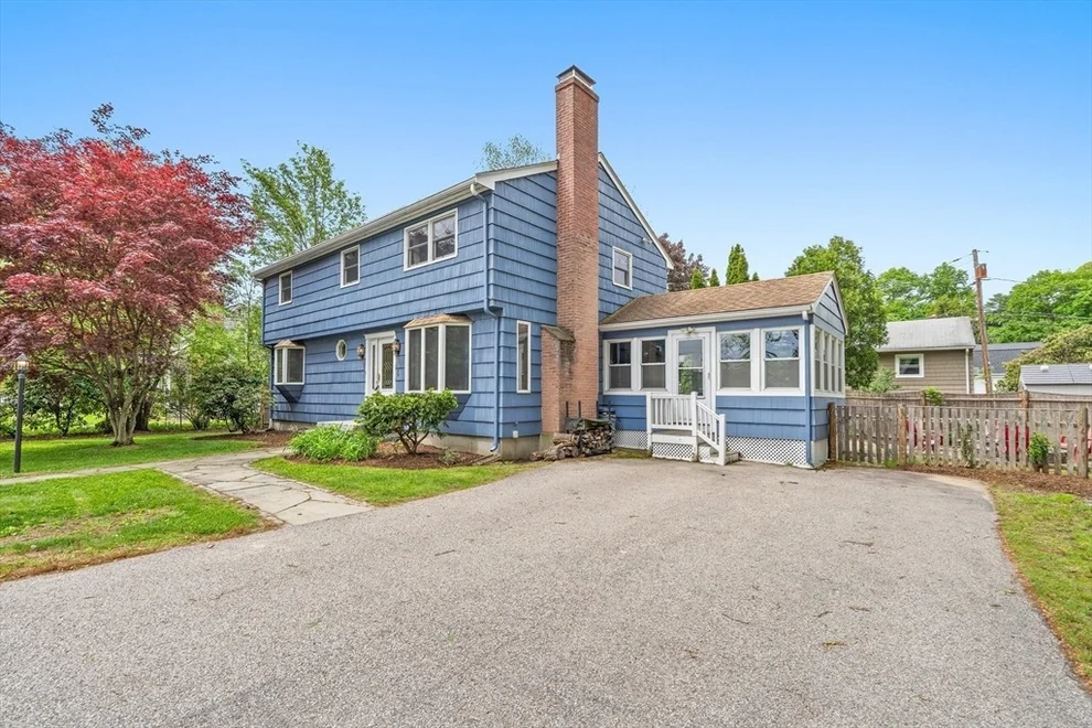 Unit for sale at 6 Hovey Ave, Natick, MA 01760