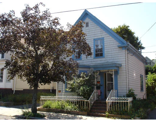 Unit for sale at 276 Chestnut Street, Lynn, MA 01902