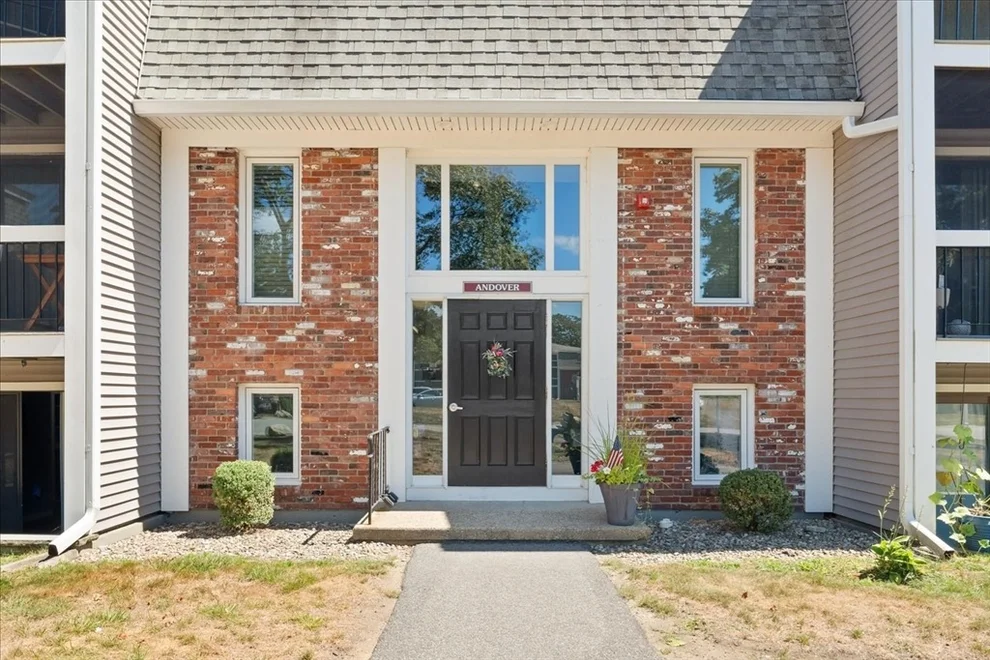 Unit for sale at 15 Foundry St, Easton, MA 02375