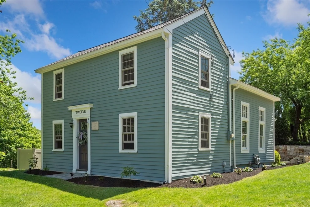 Unit for sale at 12 Fern St, Lexington, MA 02421