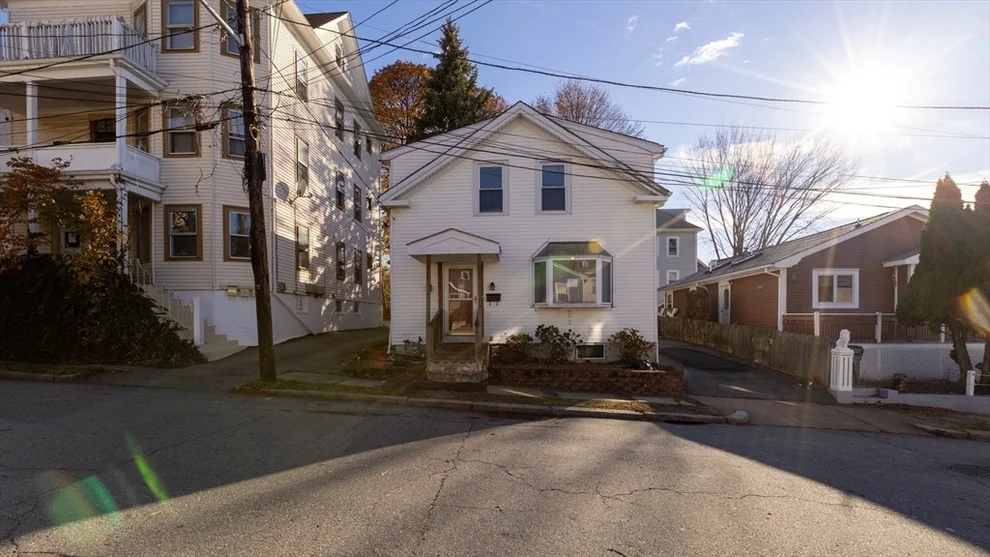 Unit for sale at 185 Lippitt St, Providence, RI 02906