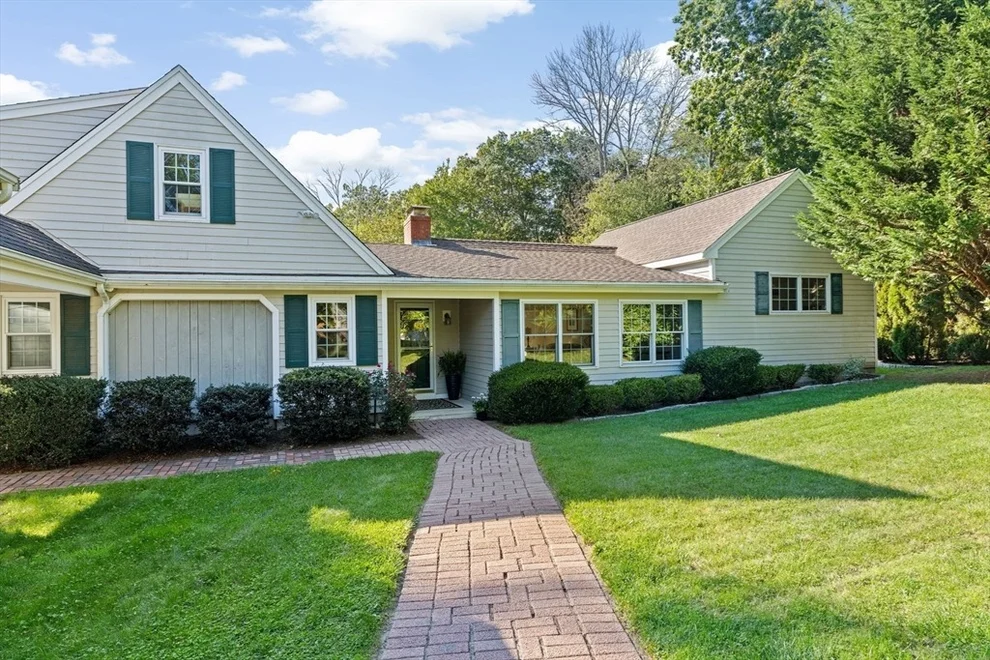 Unit for sale at 250 River St, Norwell, MA 02061