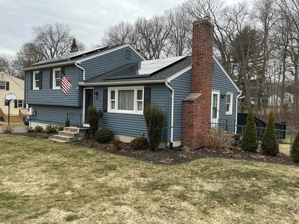 Unit for sale at 34 Pebble Path Ln, West Springfield, MA 01089