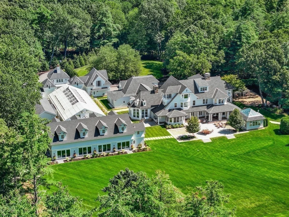 Unit for sale at 210 Monument Farm Road, Concord, MA 01742