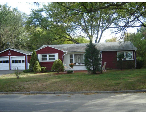 Unit for sale at 282 Corcoran Blvd, Springfield, MA 01118