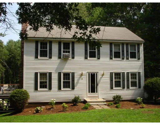 Unit for sale at 4 Blue Brook Lane, Westford, MA 01886