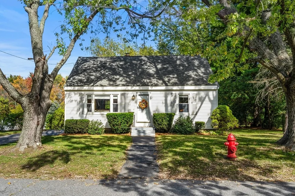 Unit for sale at 52 Bigelow St, Lowell, MA 01852