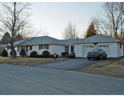 Unit for sale at 21 Duggan Way, Northbridge, MA 01534