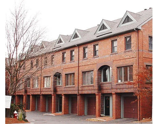 Unit for sale at 475 Arsenal Ct. - Unit B, Watertown, MA 02472