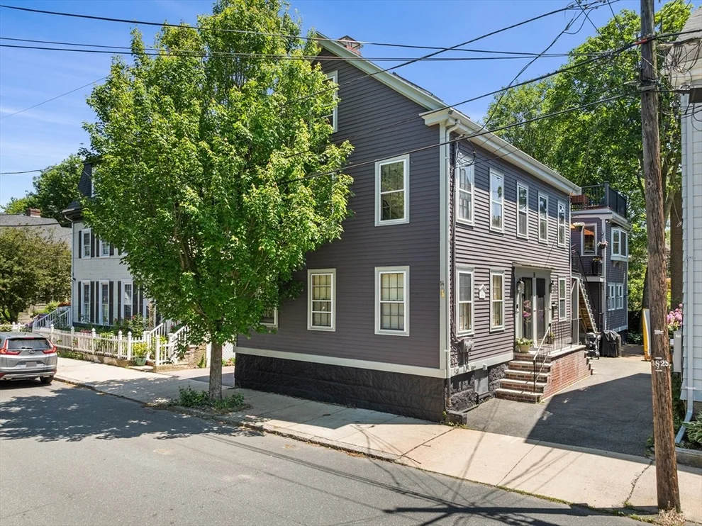 Unit for sale at 14 Forrester St, Salem, MA 01970