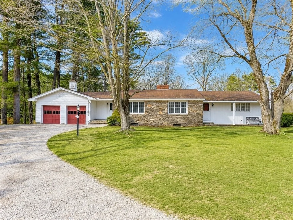 Unit for sale at 212 Charlton Road, Sturbridge, MA 01566