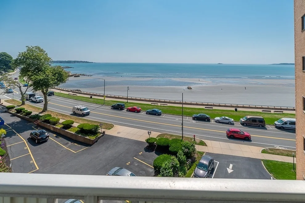 Unit for sale at 300 Lynn Shore Dr, Lynn, MA 01902