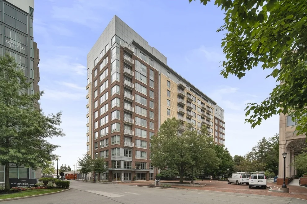 Unit for sale at 100 Station Lndg, Medford, MA 02155