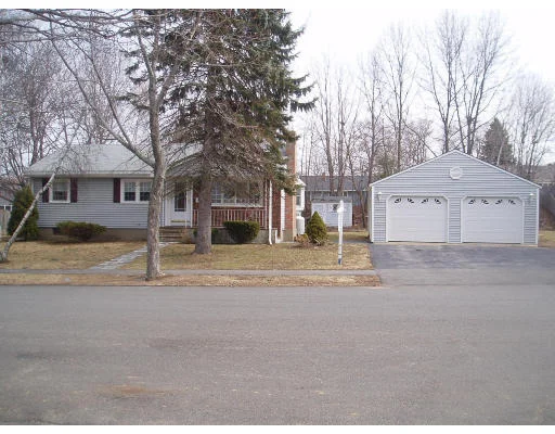 Unit for sale at 17 Clearwater Road, Peabody, MA 01960