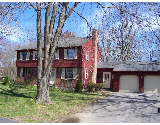 Unit for sale at 9 Erik Rd, Medfield, MA 02052