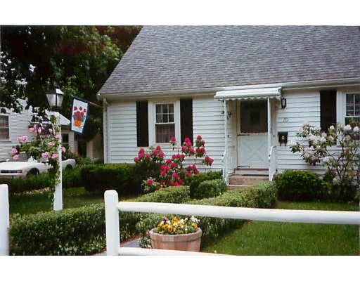 Unit for sale at 20 Murray St, Waltham, MA 02451