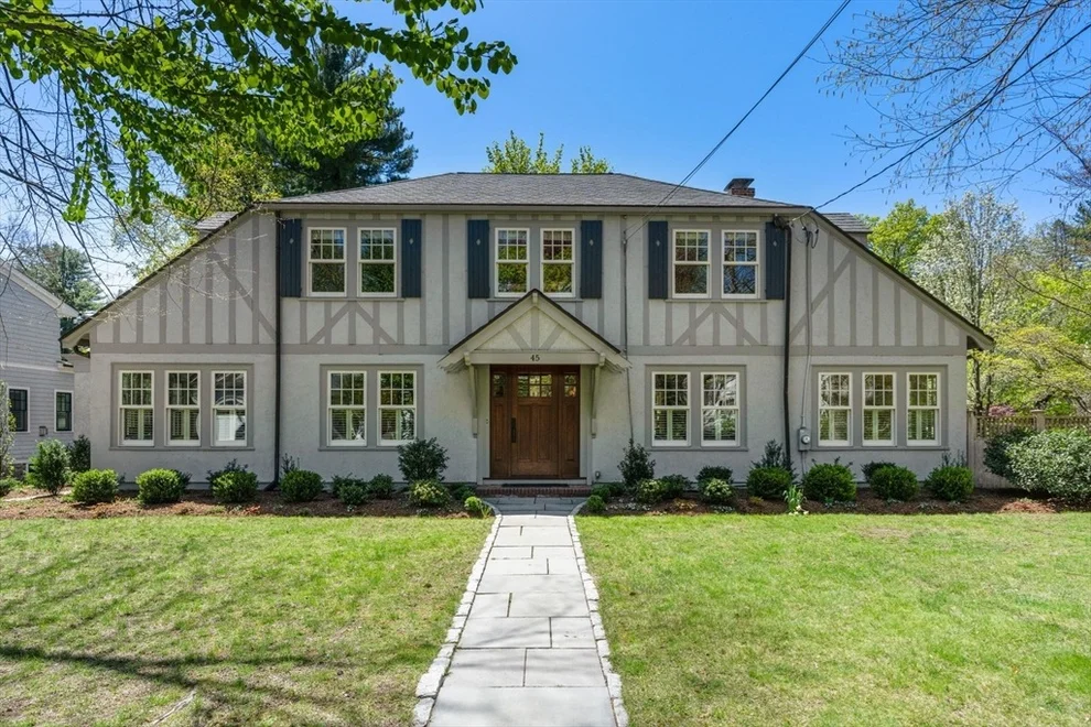 Unit for sale at 45 Plainfield St, Newton, MA 02468
