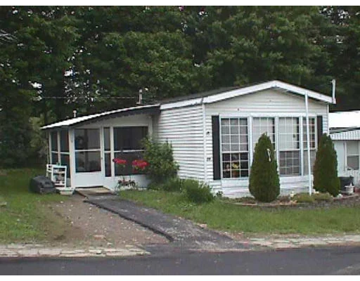 Unit for sale at 28 Wayside Park, Shirley, MA 01464
