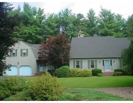 Unit for sale at 16 Pine Hill Dr., Walpole, MA 02081